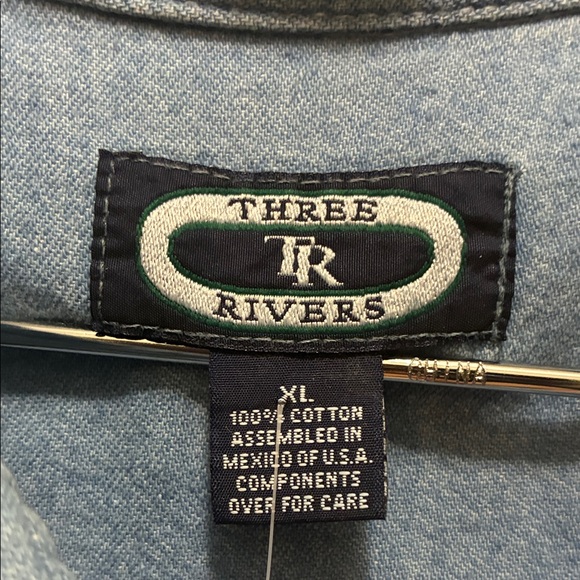 Vintage XL Three Rivers Respiratory Care Men's Blue Denim Shirt - Picture 2 of 4